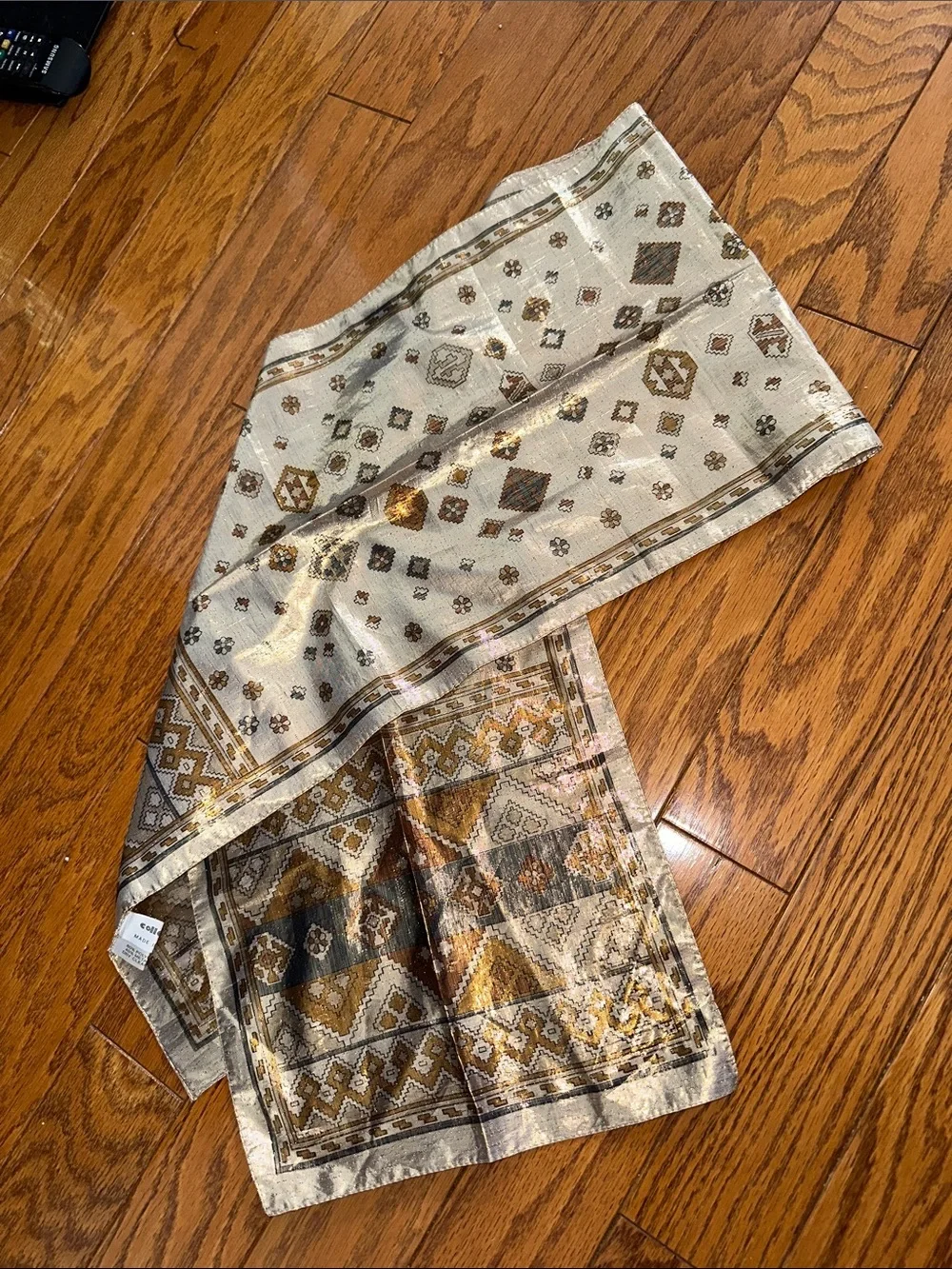 Vintage 80s Collectif Metallic Silver,‎ Bronze & Gold Patterned Scarf